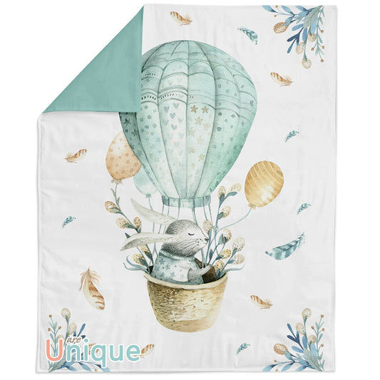 Baby blanket with hot air balloon and seahorse design